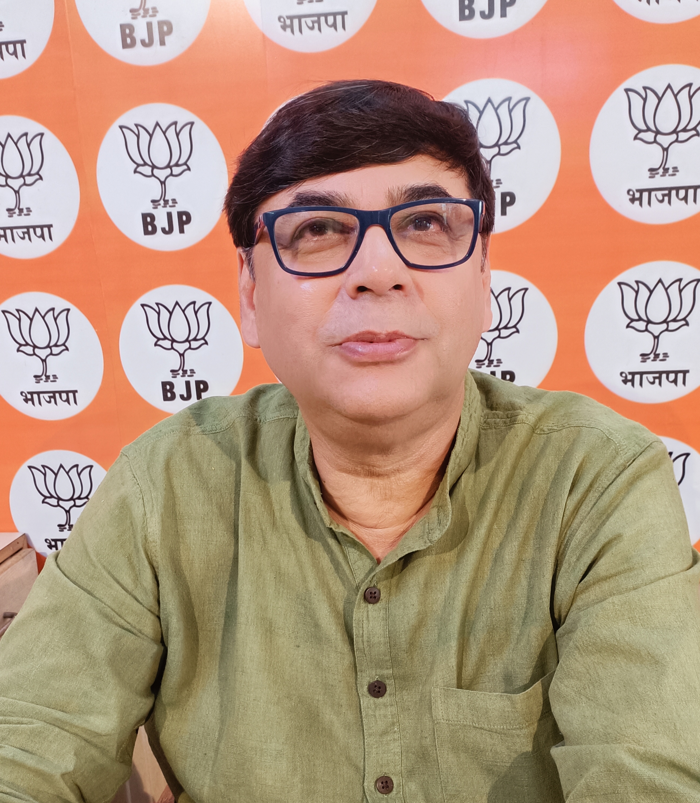 हीरो बाजपेयी हीरो बाजपेयी