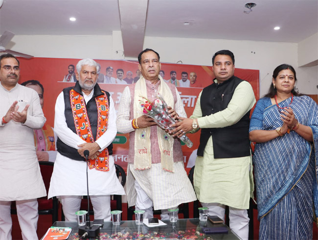 14 Snp- 8 सोनीपत: प्रदेशाध्यक्ष मोहनलाल बडौली का स्वागत करते हुए, 14 Snp- 8 सोनीपत: प्रदेशाध्यक्ष मोहनलाल बडौली का स्वागत करते हुए,