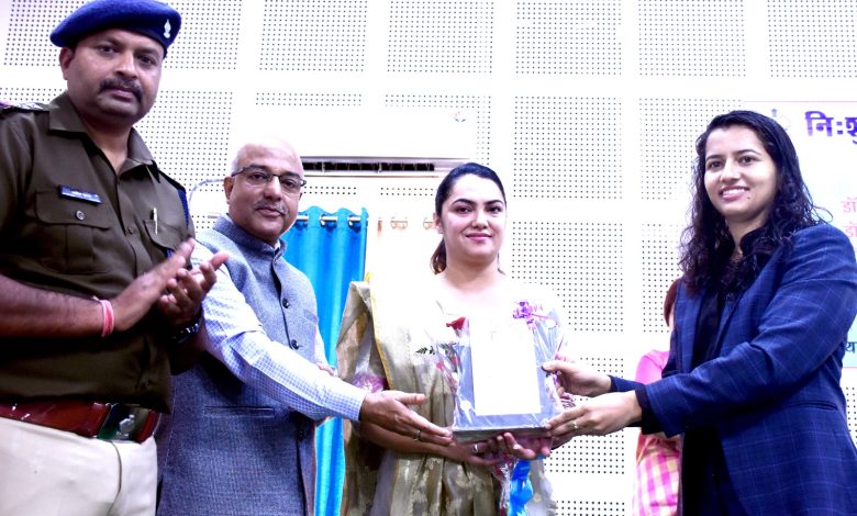 40 सी वाहिनी पीएसी में चिकित्सा शिविर 40 सी वाहिनी पीएसी में चिकित्सा शिविर