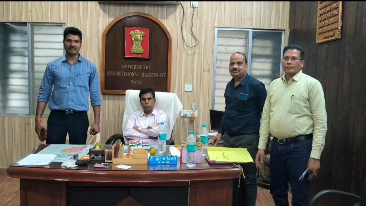 साजा के एसडीएम टेकराम माहेश्वरी साजा के एसडीएम टेकराम माहेश्वरी