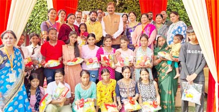 सारथी फाउंडेशन समिति ने बच्चों के साथ मनाया बाल दिवस सारथी फाउंडेशन समिति ने बच्चों के साथ मनाया बाल दिवस