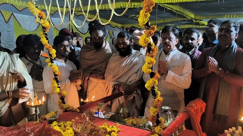 उप मुख्यमंत्री शुक्ल ने मां नर्मदा की आरती कर लिया आशीर्वाद उप मुख्यमंत्री शुक्ल ने मां नर्मदा की आरती कर लिया आशीर्वाद