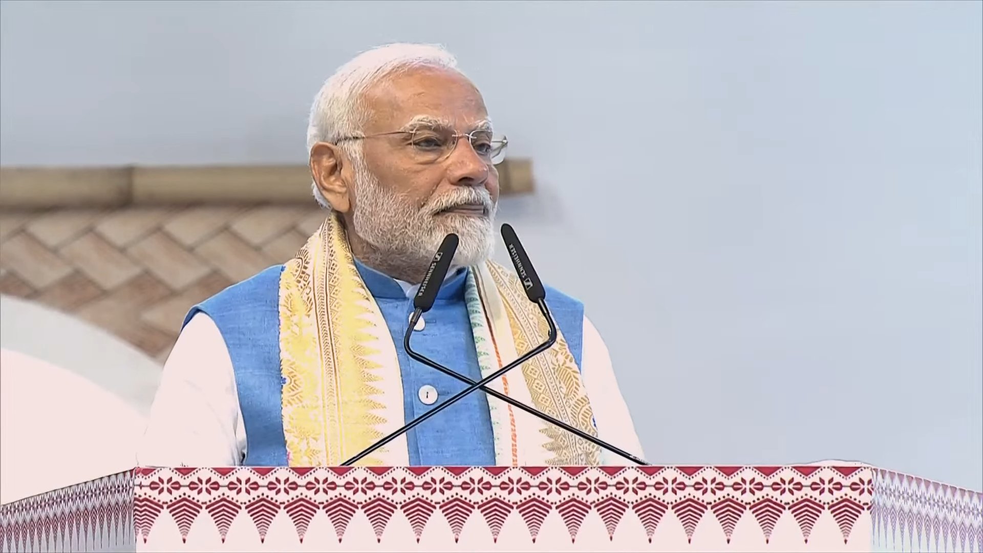 बोडोलैंड महोत्सव को संबोधित करते प्रधानमंत्री मोदी बोडोलैंड महोत्सव को संबोधित करते प्रधानमंत्री मोदी