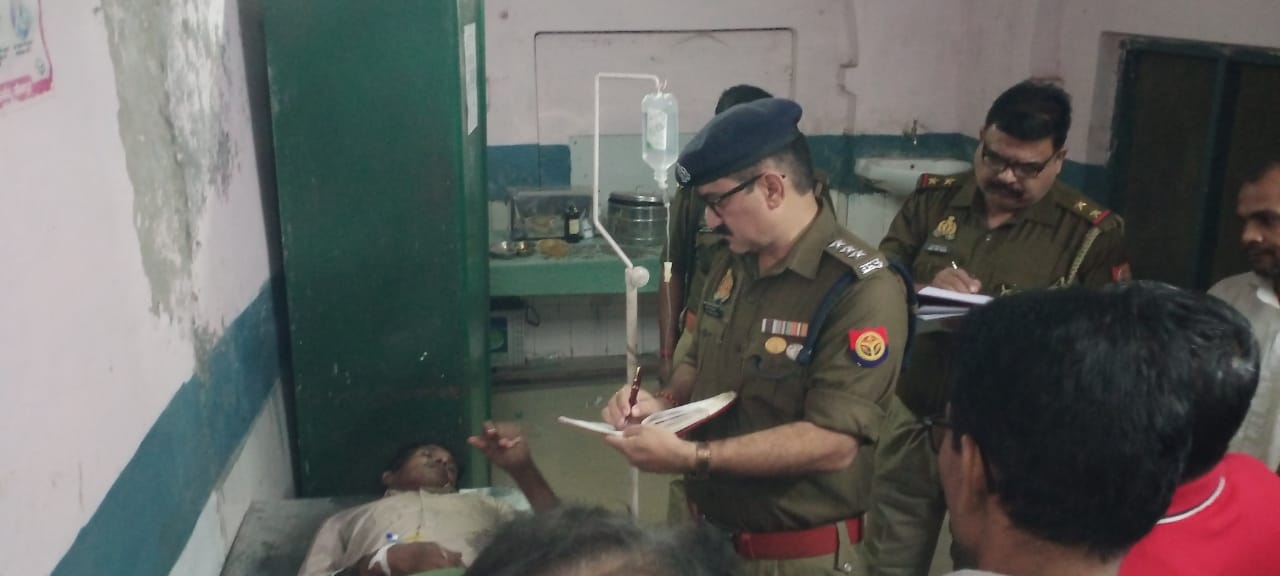 संदिग्ध परिस्थितियों में युवक के पैर मे लगी गोली - हालत गंभीर