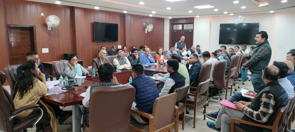 निकाय चुनाव को लेकर अधिकारियों की निकाय चुनाव को लेकर अधिकारियों की