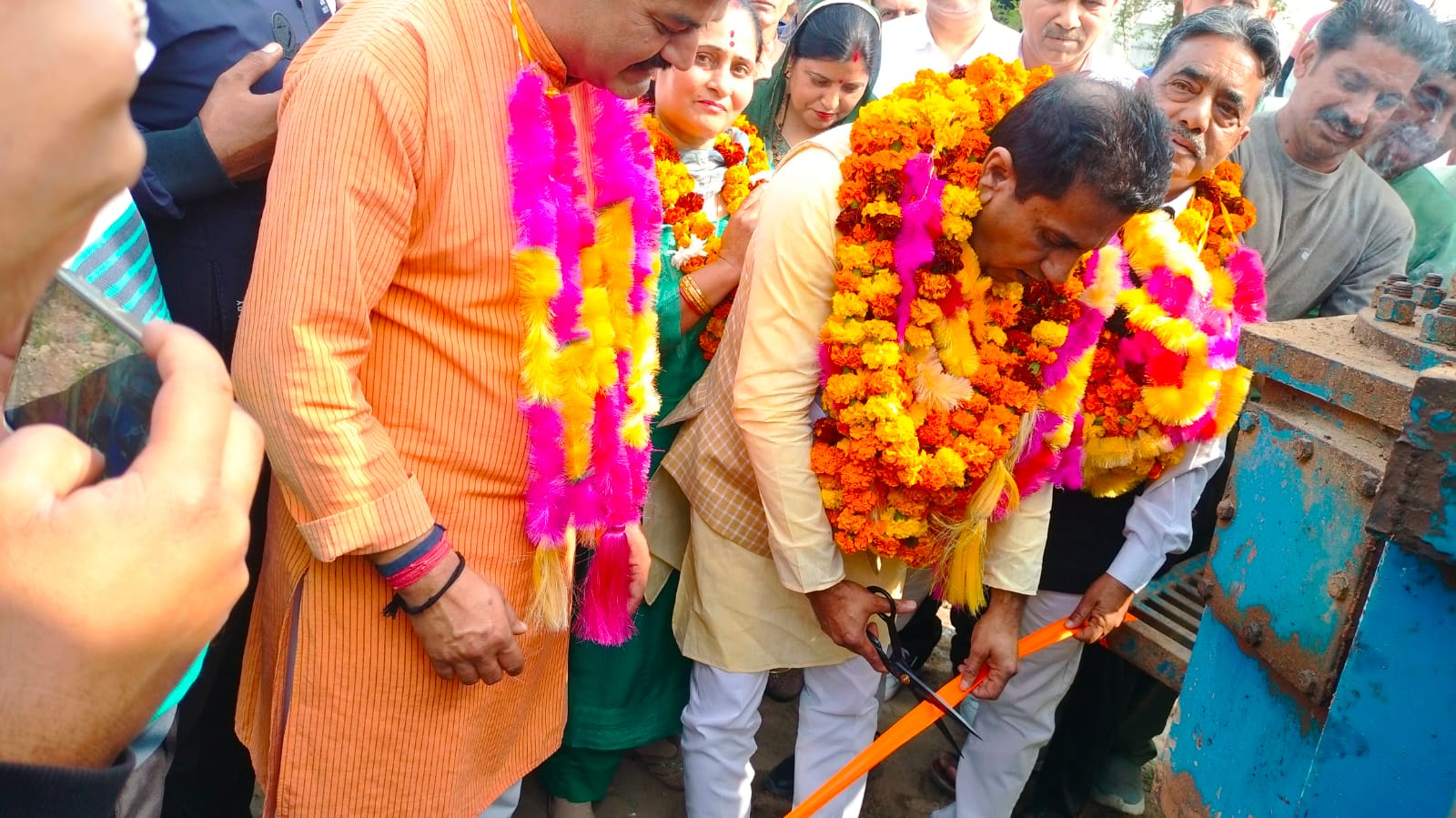 विधायक ने प्रमुख जेजेएम परियोजना का उद्घाटन किया विधायक ने प्रमुख जेजेएम परियोजना का उद्घाटन किया