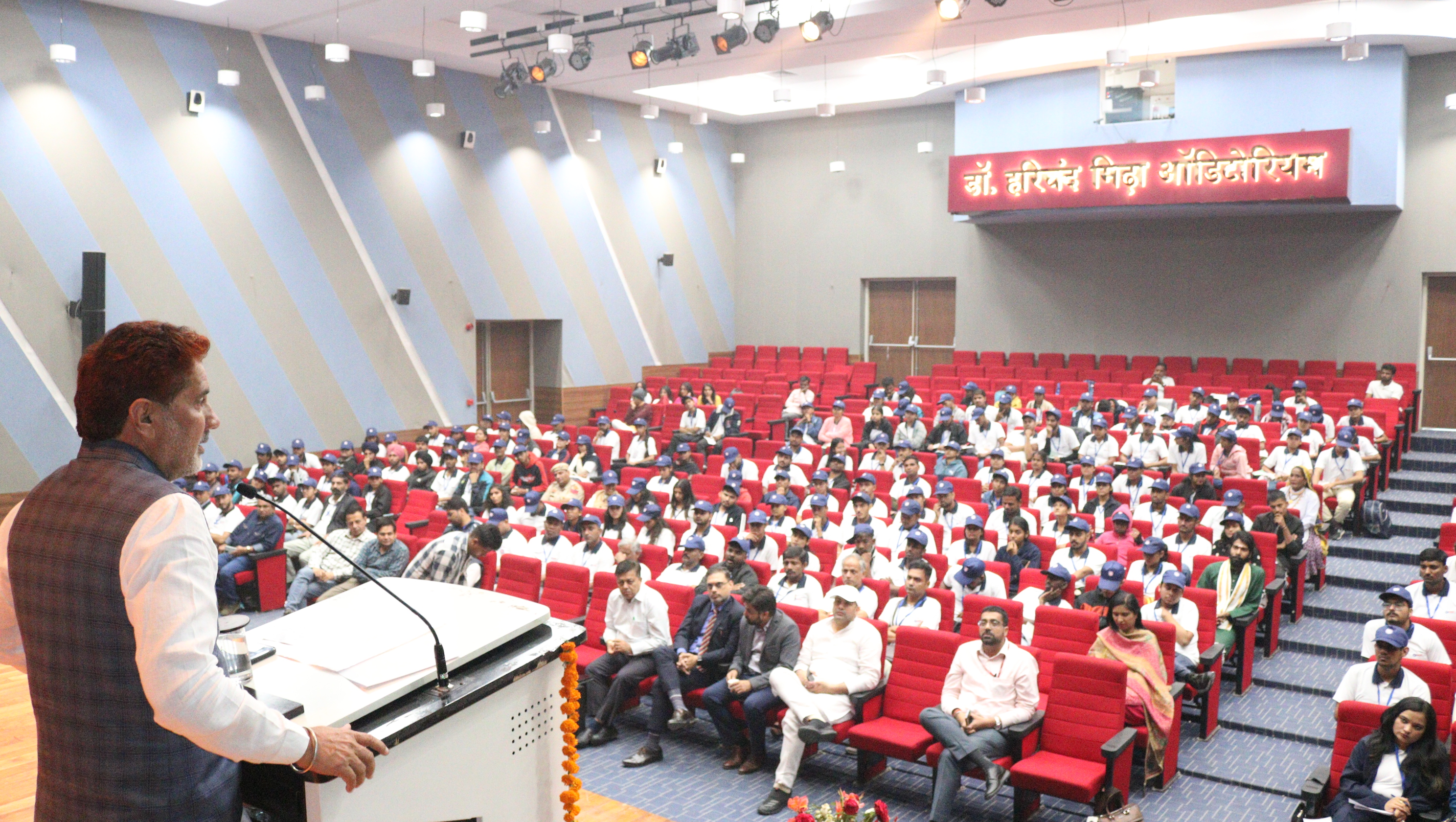 कार्यक्रम को संबोधित करते हुए राज्यसभा सांसद सुभाष बराला। कार्यक्रम को संबोधित करते हुए राज्यसभा सांसद सुभाष बराला।