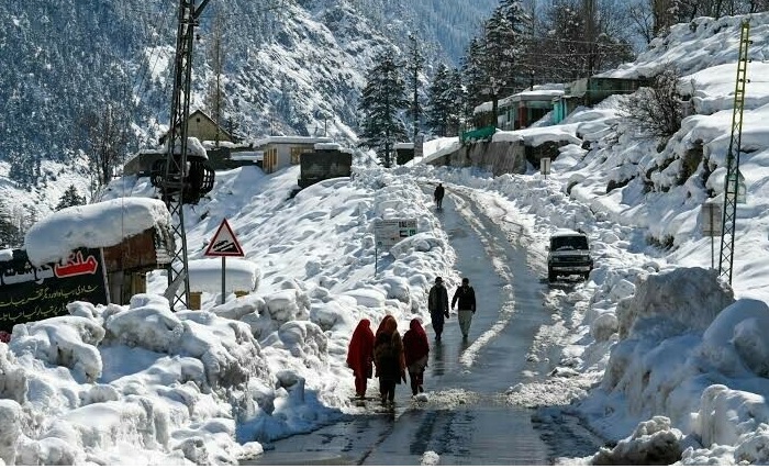 गिलगित में बर्फबारी का पुराना फोटो। गिलगित में बर्फबारी का पुराना फोटो।