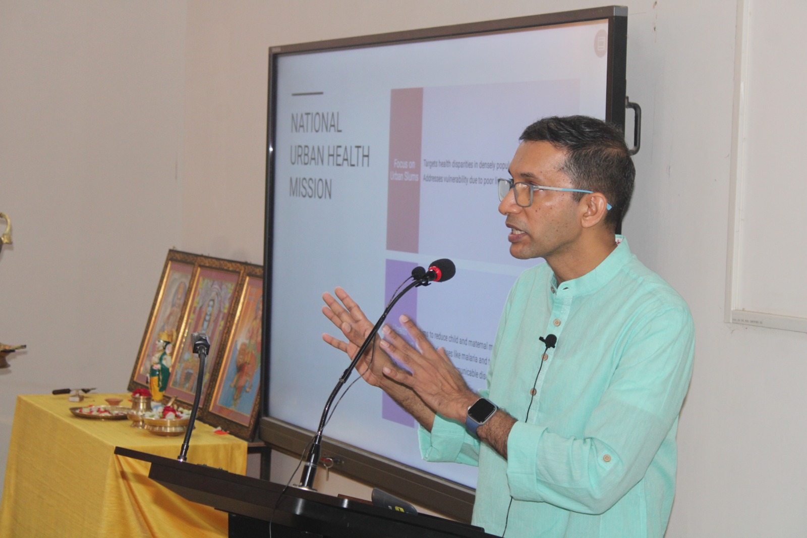 महायोगी गोरखनाथ विवि में बीएएमएस के नवप्रवेशित विद्यार्थियों के दीक्षारंभ समारोह का ग्यारहवां दिन* महायोगी गोरखनाथ विवि में बीएएमएस के नवप्रवेशित विद्यार्थियों के दीक्षारंभ समारोह का ग्यारहवां दिन*