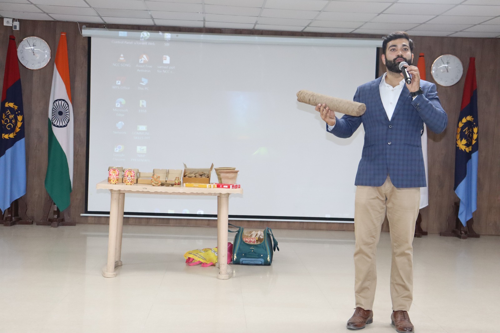 नगरोटा में एनसीसी शिविर ने कैडेटों को स्वास्थ्य, जागरूकता और स्थिरता सत्रों से प्रेरित किया नगरोटा में एनसीसी शिविर ने कैडेटों को स्वास्थ्य, जागरूकता और स्थिरता सत्रों से प्रेरित किया