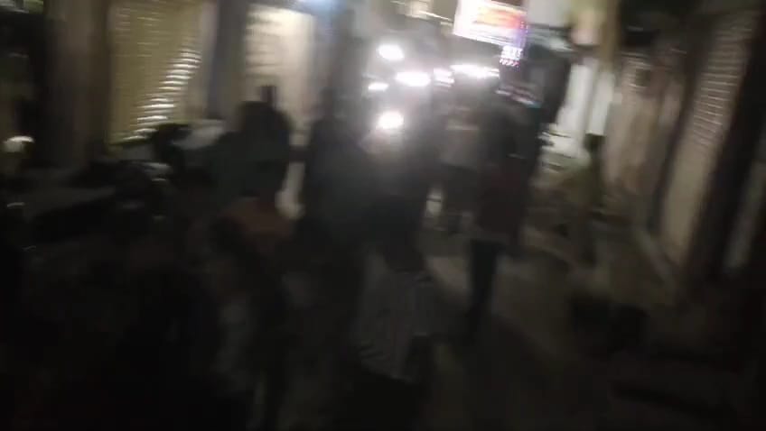 जहाजपुर में चौथे दिन भी कस्बा बंद, सब्जी-फल विक्रेताओं का समर्थन, आंदोलन जारी 1 जहाजपुर में चौथे दिन भी कस्बा बंद, सब्जी-फल विक्रेताओं का समर्थन, आंदोलन जारी 1