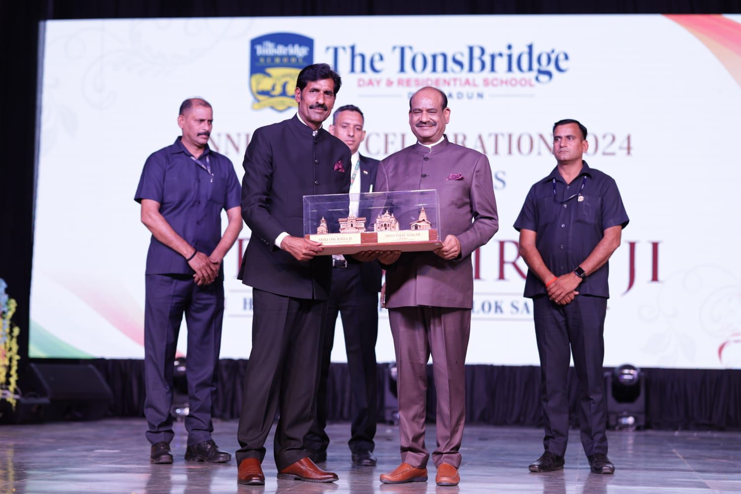 वार्षिकोत्सव समारोह में लोकसभा अध्यक्ष ओम बिरला। वार्षिकोत्सव समारोह में लोकसभा अध्यक्ष ओम बिरला।