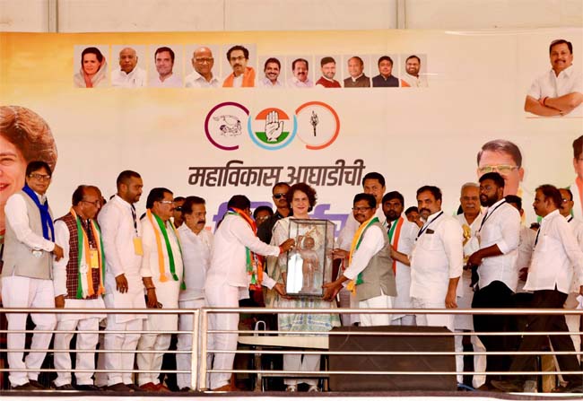 कांग्रेस ने कभी भी भेदभाव की राजनीति नहीं की: प्रियंका गांधी कांग्रेस ने कभी भी भेदभाव की राजनीति नहीं की: प्रियंका गांधी