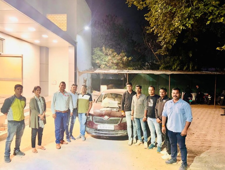 पुलिस की टीम ने किया अवैध मादक पदार्थ जब्त पुलिस की टीम ने किया अवैध मादक पदार्थ जब्त