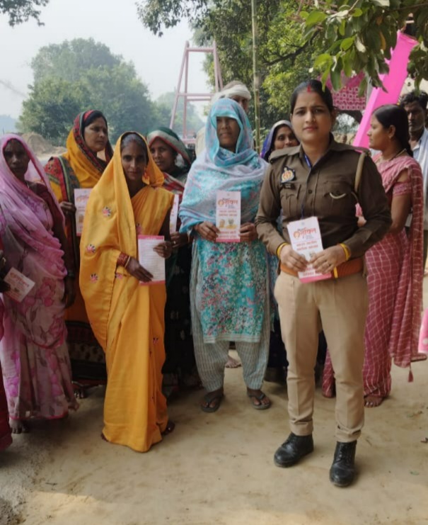 धर्म परिवर्तन के मामले में 4 महिलाओं सहित 8 लोग गिरफ्तार धर्म परिवर्तन के मामले में 4 महिलाओं सहित 8 लोग गिरफ्तार