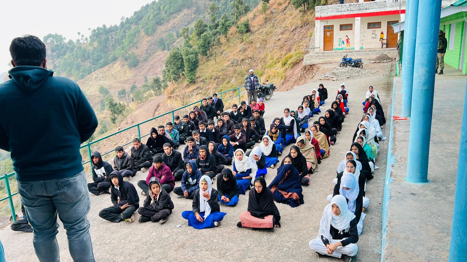 पुंछ में युवाओं के बीच स्वास्थ्य और फिटनेस को बढ़ावा दिया पुंछ में युवाओं के बीच स्वास्थ्य और फिटनेस को बढ़ावा दिया