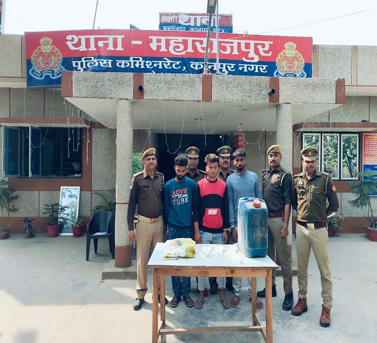 कानपुर: वाहनों से डीजल चोरी करने वाले गिरोह पकड़े गए सदस्यों का छाया चित्र कानपुर: वाहनों से डीजल चोरी करने वाले गिरोह पकड़े गए सदस्यों का छाया चित्र