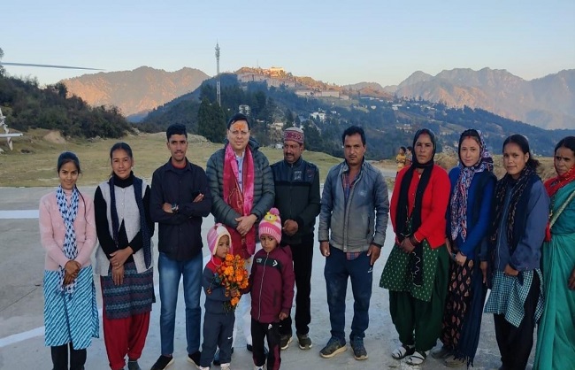 मुख्यमंत्री पुष्कर सिंह धामी गैरसैंण में। मुख्यमंत्री पुष्कर सिंह धामी गैरसैंण में।