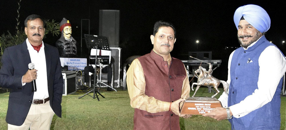 महाराणा प्रताप की स्मृति में बीकानेर में गोल्फ टूर्नामेंट का आयोजन : बीएसएफ, भारतीय सेना और देश के अन्य हिस्सों से आए प्रतिष्ठित गोल्फरों ने भाग लिया महाराणा प्रताप की स्मृति में बीकानेर में गोल्फ टूर्नामेंट का आयोजन : बीएसएफ, भारतीय सेना और देश के अन्य हिस्सों से आए प्रतिष्ठित गोल्फरों ने भाग लिया
