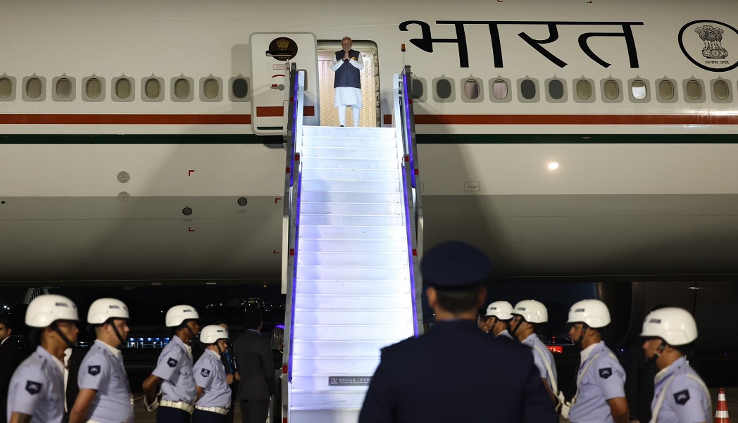भारत के प्रधानमंत्री नरेन्द्र मोदी ने रियो डी जेनेरियो पहुंचने के फोटो अपने एक्स हैंडल पर साझा किए हैं। भारत के प्रधानमंत्री नरेन्द्र मोदी ने रियो डी जेनेरियो पहुंचने के फोटो अपने एक्स हैंडल पर साझा किए हैं।