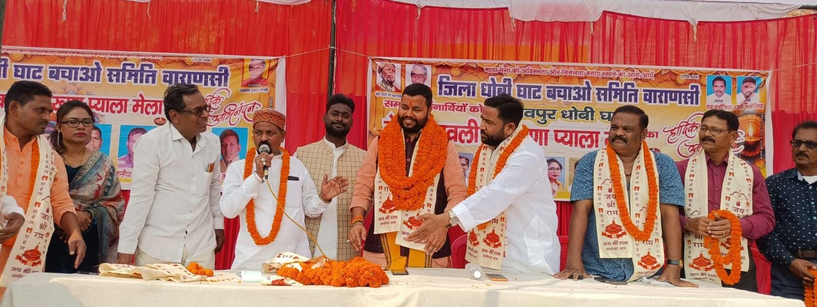 वरुणा प्याला मेला में कनौजिया समाज और अतिथि: फोटो बच्चा गुप्ता वरुणा प्याला मेला में कनौजिया समाज और अतिथि: फोटो बच्चा गुप्ता