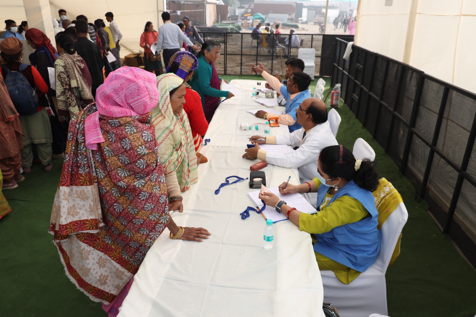 चिकित्सा शिविर चिकित्सा शिविर