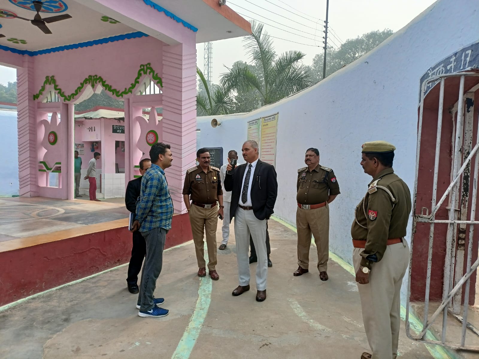 बंदियो को जेल मैन्युअल के अनुसार गुणवत्तापूर्ण भोजन उपलब्ध कराए-भूपेन्द्र प्रताप बंदियो को जेल मैन्युअल के अनुसार गुणवत्तापूर्ण भोजन उपलब्ध कराए-भूपेन्द्र प्रताप