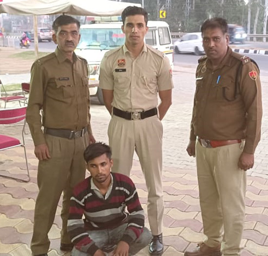20 Snp-4 सोनीपत: अपनी पत्नी की हत्या के आरोप में गिरफ्तार आरोपी पति 20 Snp-4 सोनीपत: अपनी पत्नी की हत्या के आरोप में गिरफ्तार आरोपी पति