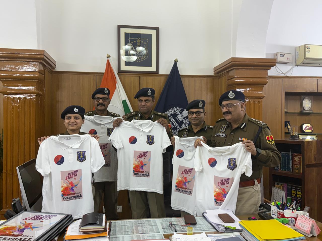 पुलिस-पब्लिक वॉलीबॉल लीग का आयोजन 21 नवंबर से पुलिस-पब्लिक वॉलीबॉल लीग का आयोजन 21 नवंबर से