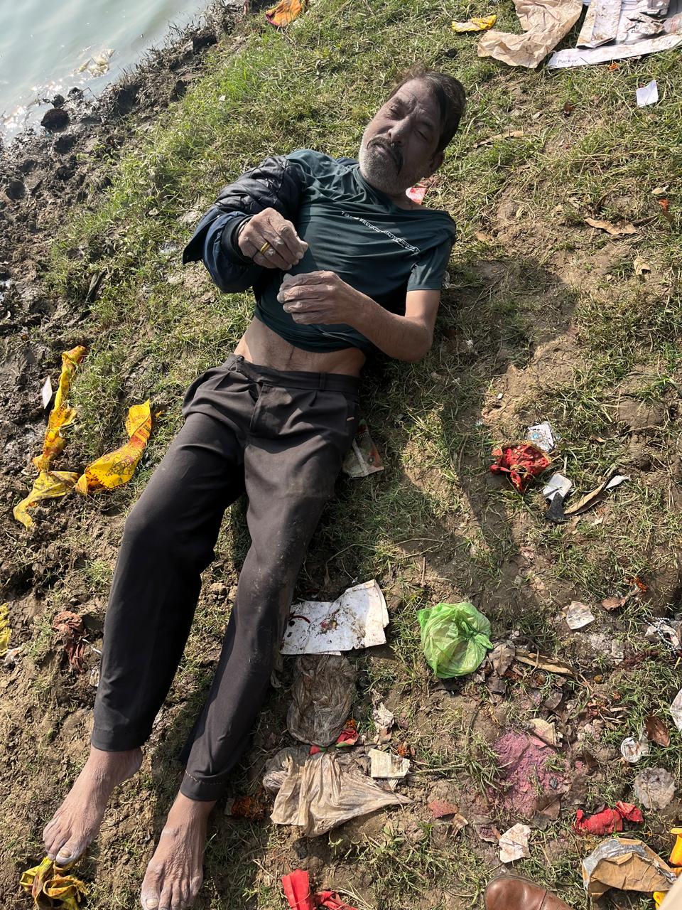 नदी में मिला व्यक्ति का शव,जांच शुरु नदी में मिला व्यक्ति का शव,जांच शुरु