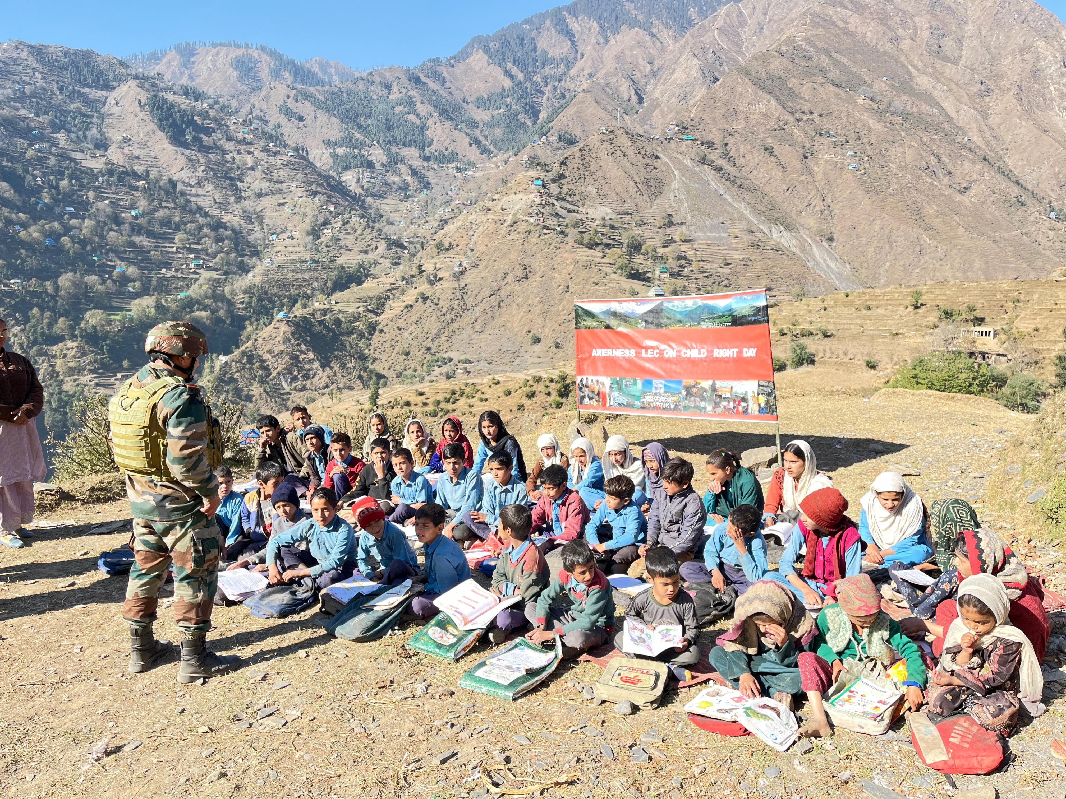 रियासी में बाल अधिकार दिवस मनाया रियासी में बाल अधिकार दिवस मनाया