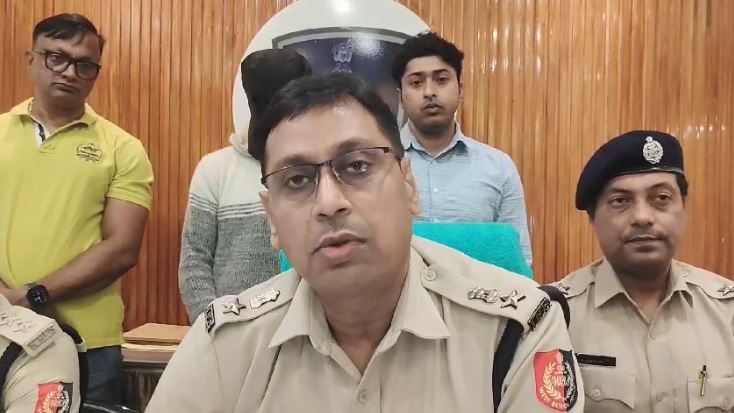 सिलीगुड़ी पुलिस ने सुलझाई चोरी की गुत्थी, आरोपित गिरफ्तार सिलीगुड़ी पुलिस ने सुलझाई चोरी की गुत्थी, आरोपित गिरफ्तार
