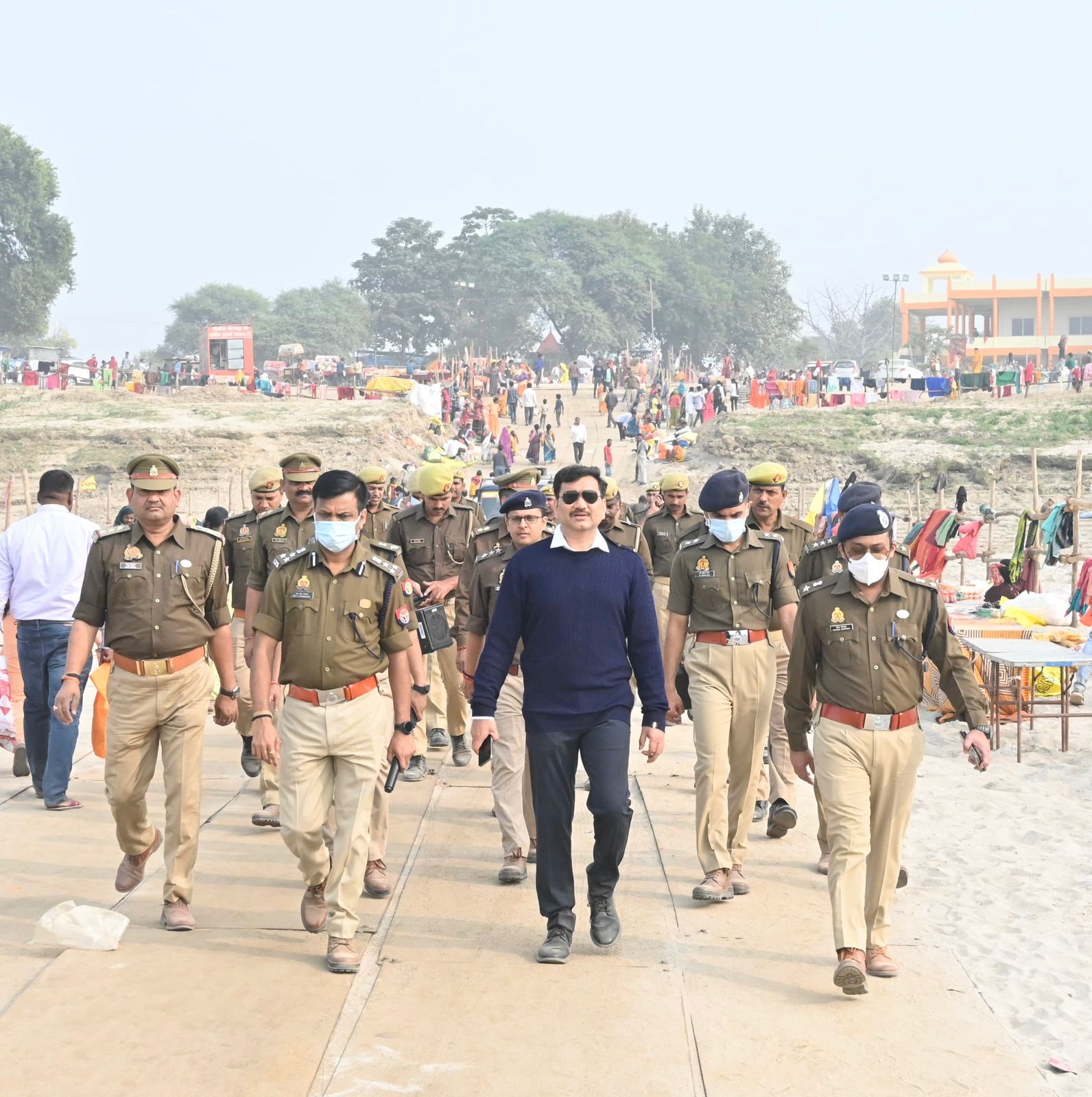 पुलिस कमिश्नर शिव महापुराण कथा स्थल पर :फोटो बच्चा गुप्ता पुलिस कमिश्नर शिव महापुराण कथा स्थल पर :फोटो बच्चा गुप्ता