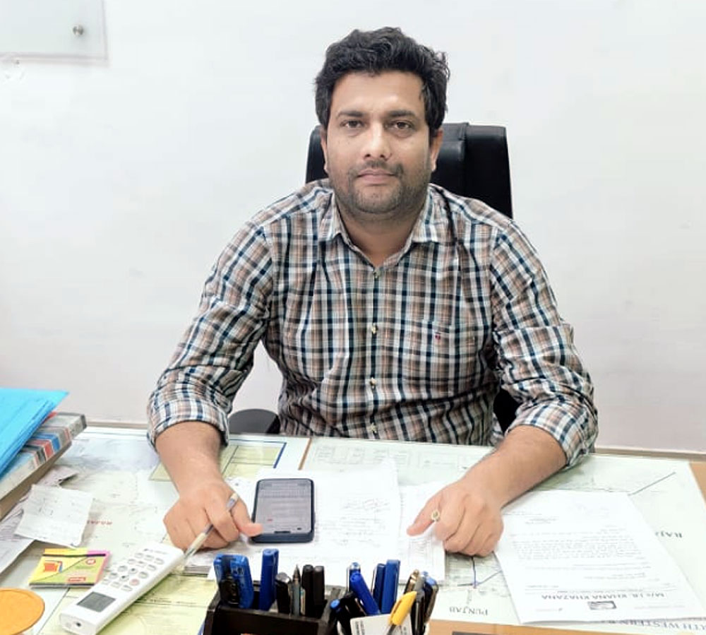 डिजिटल टिकटिंग से बदलेगा यात्रा का अनुभव, समय की बचत के साथ रेलवे की कार्यक्षमक्षा भी बढ़ेगी : भूपेश यादव डिजिटल टिकटिंग से बदलेगा यात्रा का अनुभव, समय की बचत के साथ रेलवे की कार्यक्षमक्षा भी बढ़ेगी : भूपेश यादव