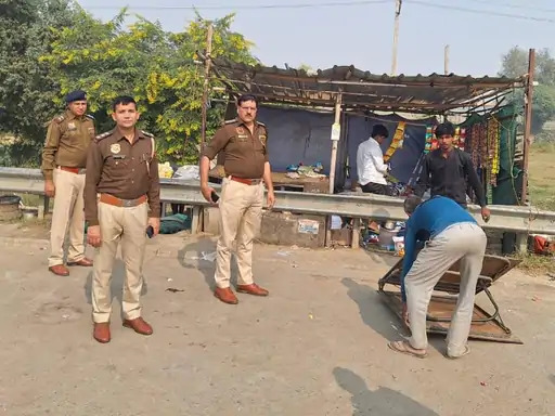 पलवल : हाईवे सहित एक्सप्रेस-वे से अवैध रूप ढावें पर चलाया सफाई अभियान चलाया अभियान पलवल : हाईवे सहित एक्सप्रेस-वे से अवैध रूप ढावें पर चलाया सफाई अभियान चलाया अभियान