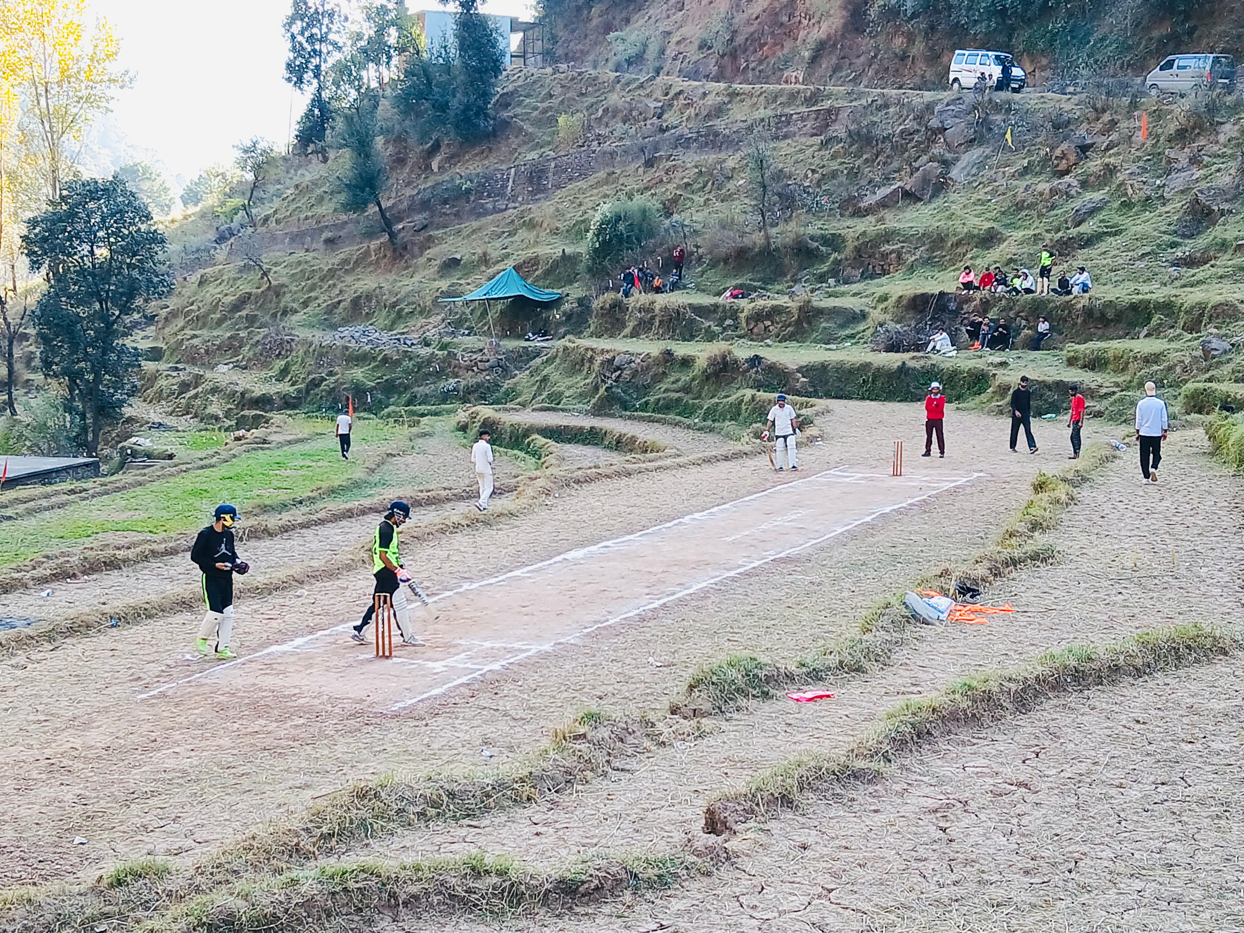 क्रिकेट टूर्नामेंट शुरू हुआ क्रिकेट टूर्नामेंट शुरू हुआ
