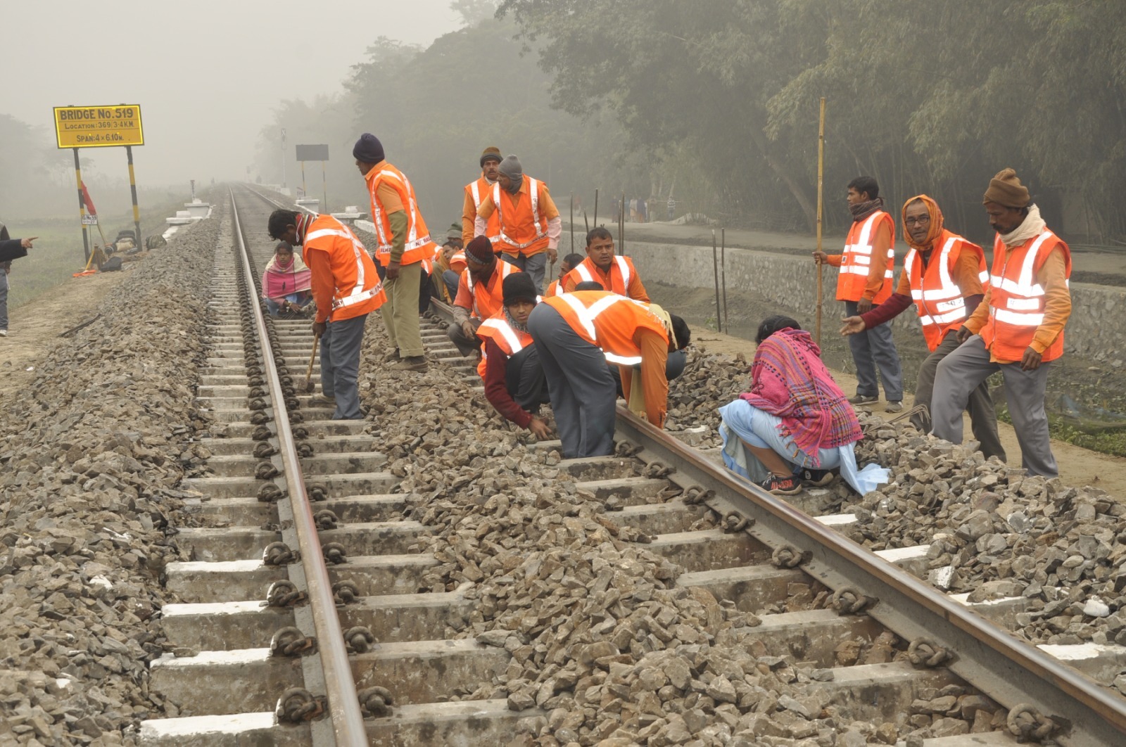 पूर्वोत्तर सीमा रेलवे द्वारा शुक्रवार को जारी की गई तस्वीर।