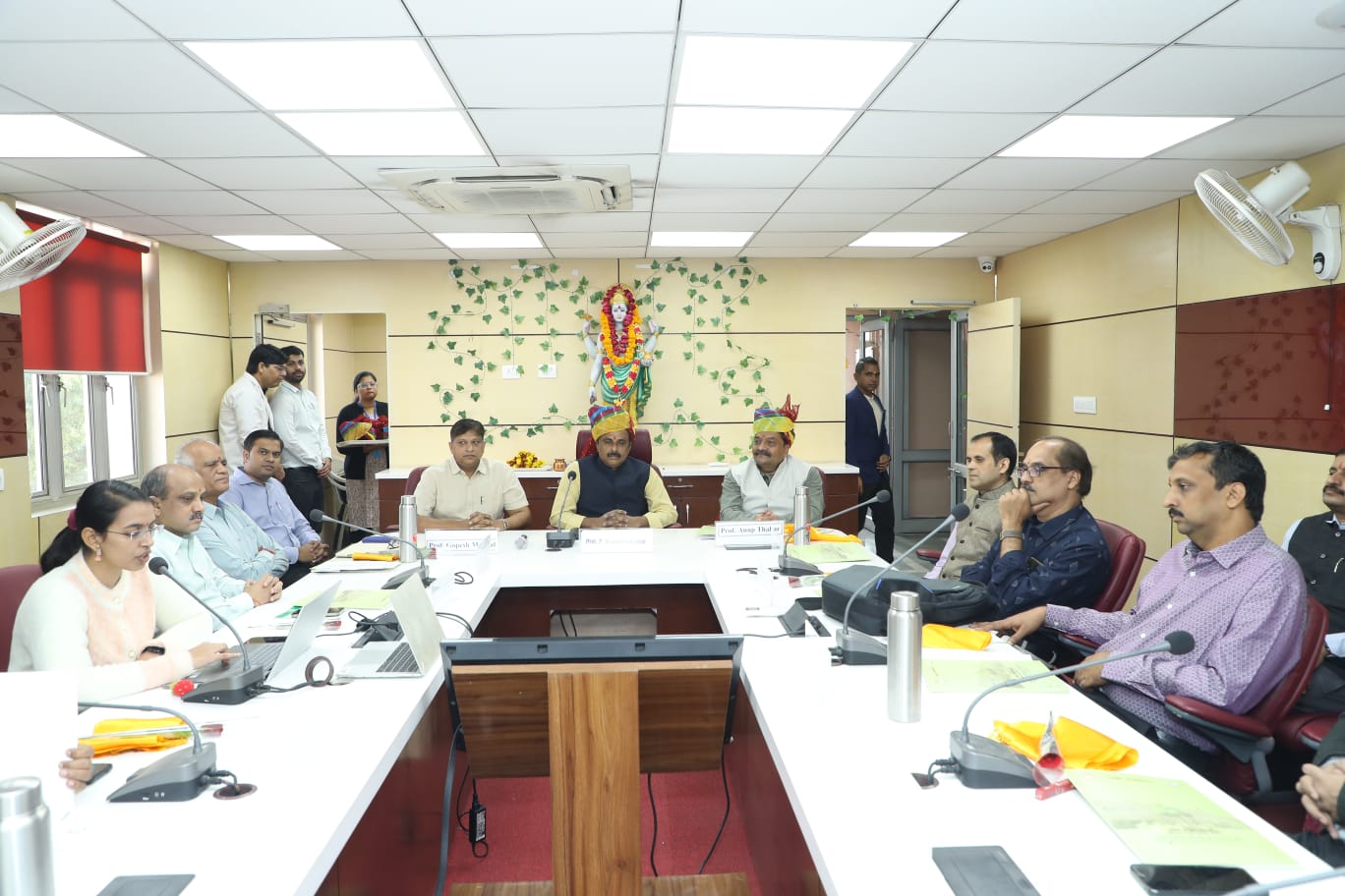 राष्ट्रीय आयुर्वेद संस्थान के पंचकर्म विभाग की 2 दिवसीय सीएमई कार्यशाला का हुआ शुभारंभ राष्ट्रीय आयुर्वेद संस्थान के पंचकर्म विभाग की 2 दिवसीय सीएमई कार्यशाला का हुआ शुभारंभ