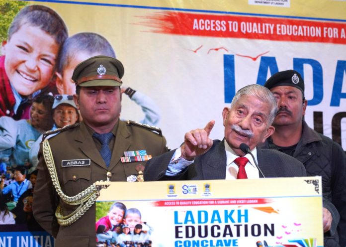 लद्दाख के उपराज्यपाल ने दो दिवसीय लद्दाख शिक्षा सम्मेलन 2024 के उद्घाटन सत्र में लिया भाग लद्दाख के उपराज्यपाल ने दो दिवसीय लद्दाख शिक्षा सम्मेलन 2024 के उद्घाटन सत्र में लिया भाग