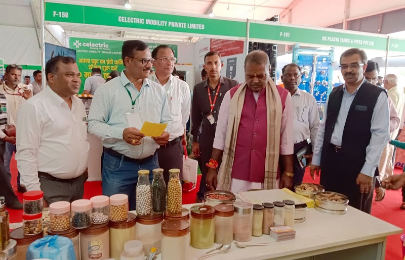 राष्ट्रीय कृषि मेले में शामिल हुए मप्र के उद्यानकी मंत्री कुशवाह राष्ट्रीय कृषि मेले में शामिल हुए मप्र के उद्यानकी मंत्री कुशवाह