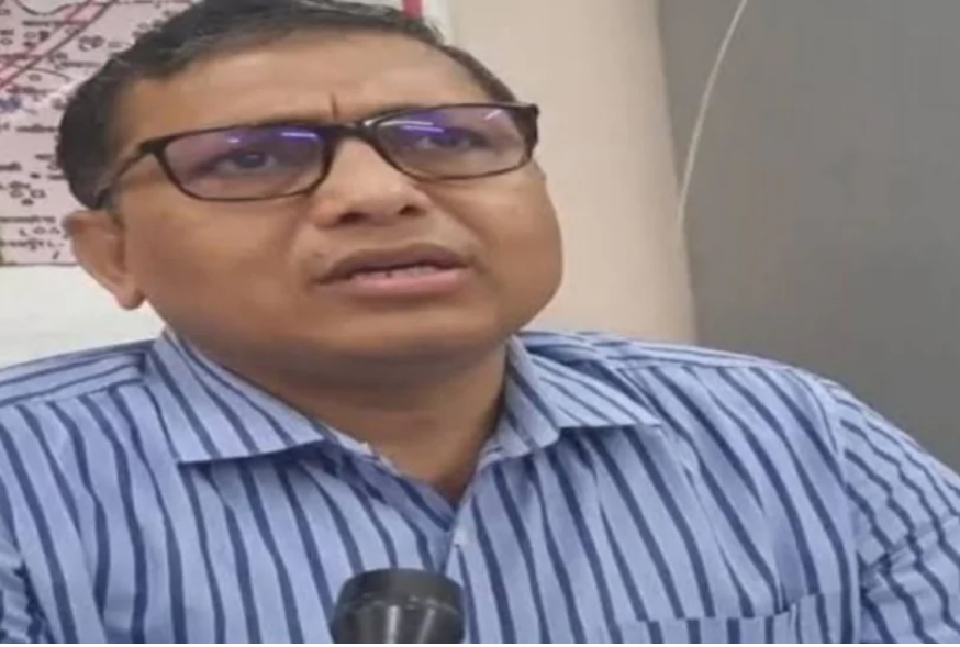 डॉ. गुप्ता डॉ. गुप्ता