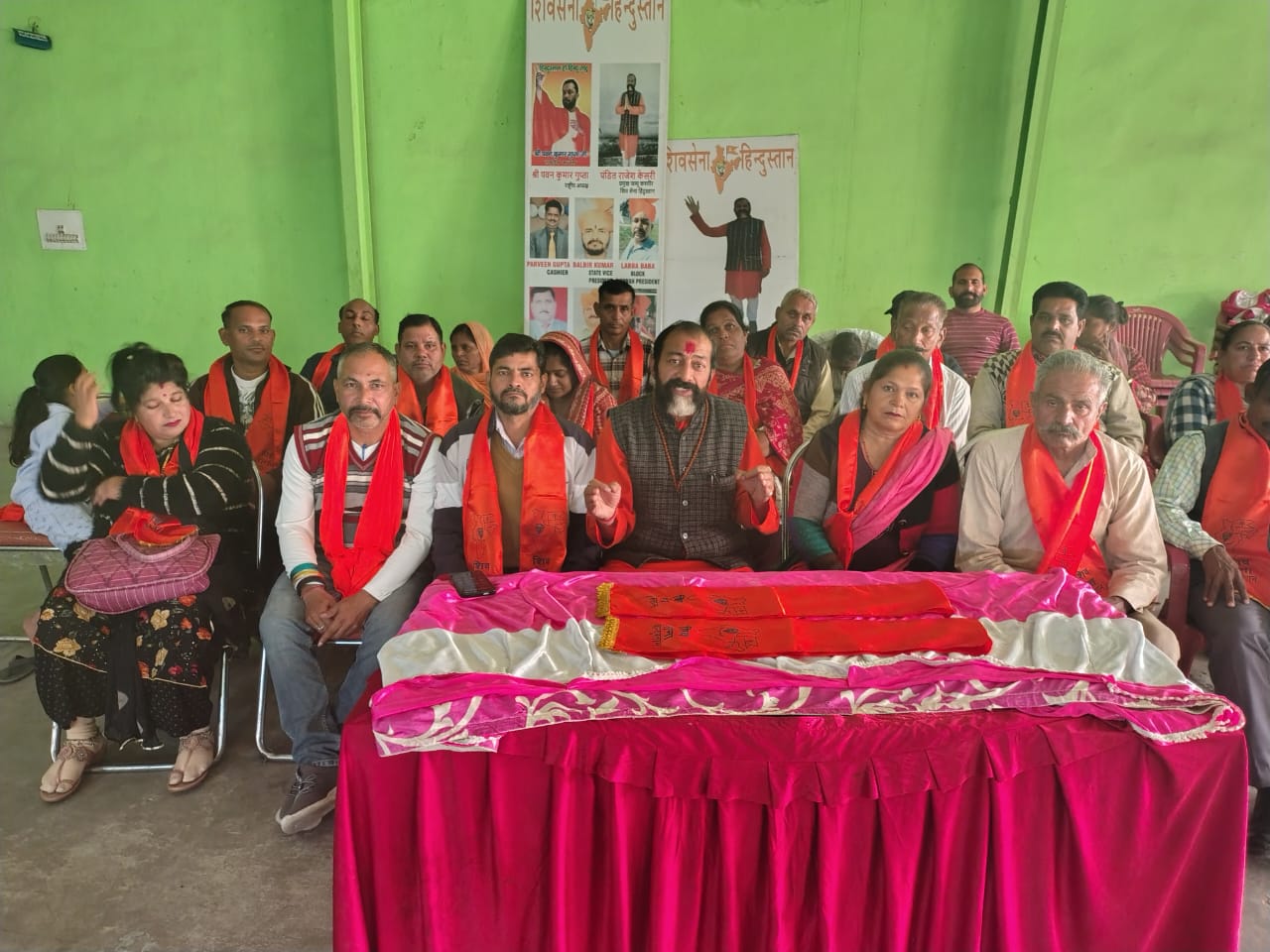 शिवसेना हिंदुस्तान ने जम्मू-कश्मीर के सीमावर्ती क्षेत्रों में नशा विरोधी अभियान शुरू किया शिवसेना हिंदुस्तान ने जम्मू-कश्मीर के सीमावर्ती क्षेत्रों में नशा विरोधी अभियान शुरू किया
