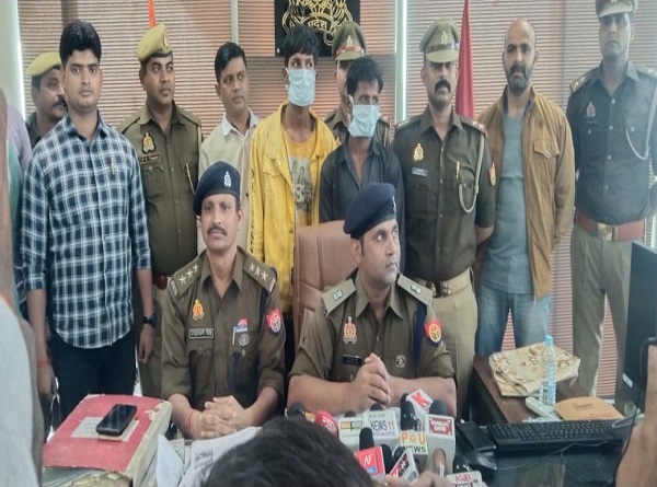 लूट के इरादे से की गई थी फरीद की हत्या, साले-बहनाेई गिरफ्तार लूट के इरादे से की गई थी फरीद की हत्या, साले-बहनाेई गिरफ्तार