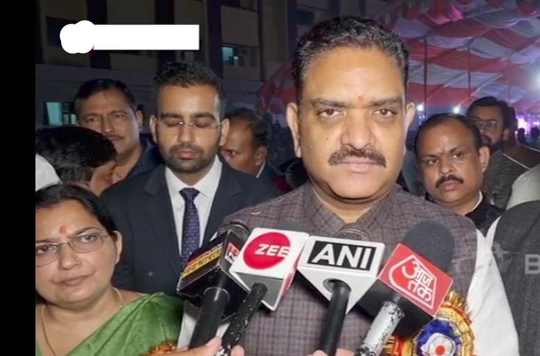 संभल में हिंसा, उपद्रव करने वालों पर सख्त कार्यवाही होगी:असीम अरुण संभल में हिंसा, उपद्रव करने वालों पर सख्त कार्यवाही होगी:असीम अरुण