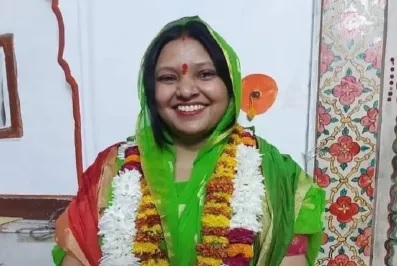 निगम हेरिटेज कार्यवाहक महापौर कुसुम यादव का कार्यकाल साठ दिन के लिए बढ़ाया निगम हेरिटेज कार्यवाहक महापौर कुसुम यादव का कार्यकाल साठ दिन के लिए बढ़ाया