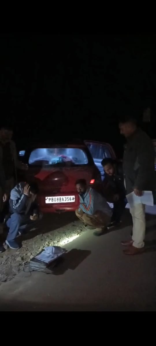 चरस के साथ पकड़े गए आरोपित। चरस के साथ पकड़े गए आरोपित।