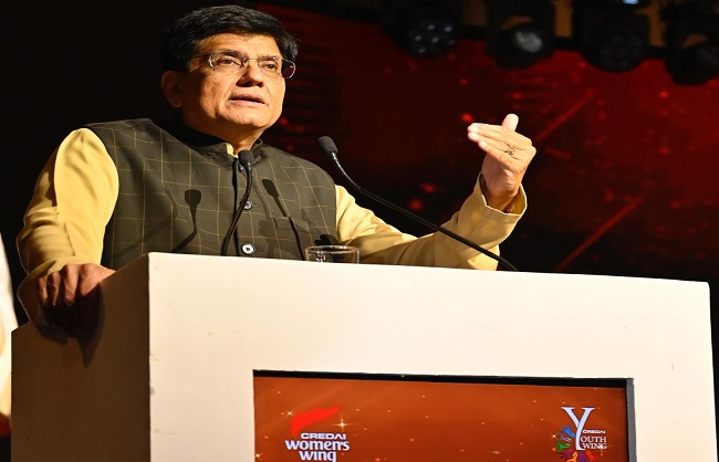 कार्यक्रम को संबोधित करते केंद्रीय वाणिज्य मंत्री पीयूष गोयल कार्यक्रम को संबोधित करते केंद्रीय वाणिज्य मंत्री पीयूष गोयल