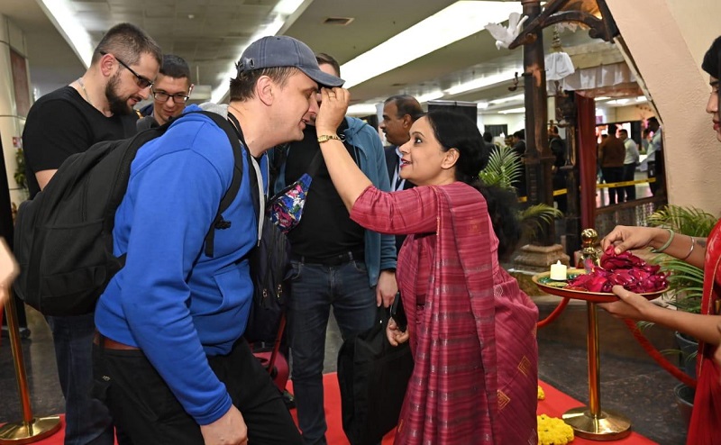 ईएजी ग्रुप की बैठक 41वीं बैठक के लिए इंदौर पहुंचे विदेशी मेहमान ईएजी ग्रुप की बैठक 41वीं बैठक के लिए इंदौर पहुंचे विदेशी मेहमान