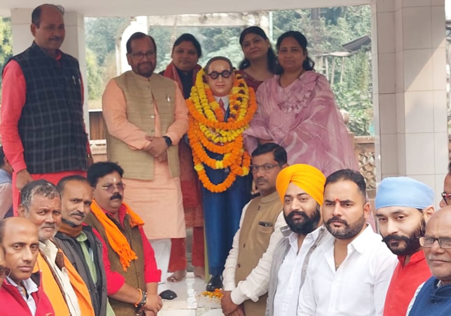 मूल संविधान में नहीं थे समाजवादी और सेक्यूलर शब्द : डॉ आरए वर्मा मूल संविधान में नहीं थे समाजवादी और सेक्यूलर शब्द : डॉ आरए वर्मा