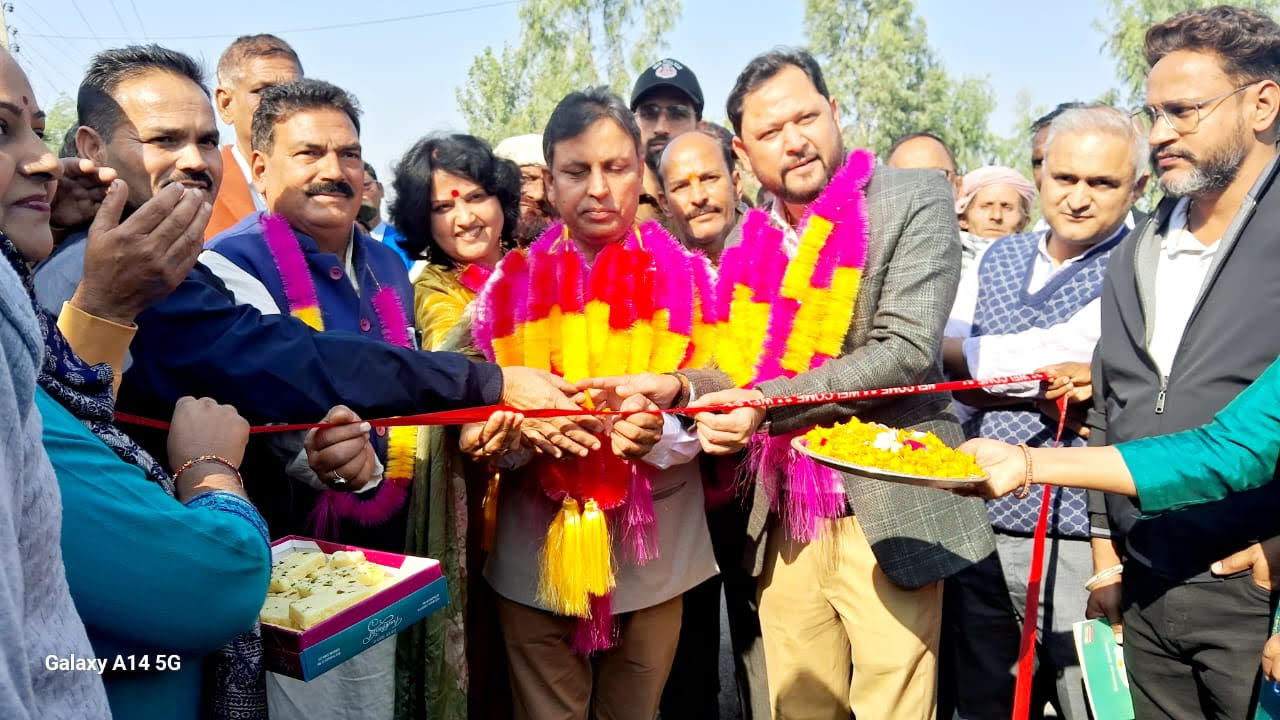 Kathua MLA inaugurated road construction work in Zarai Kathua MLA inaugurated road construction work in Zarai